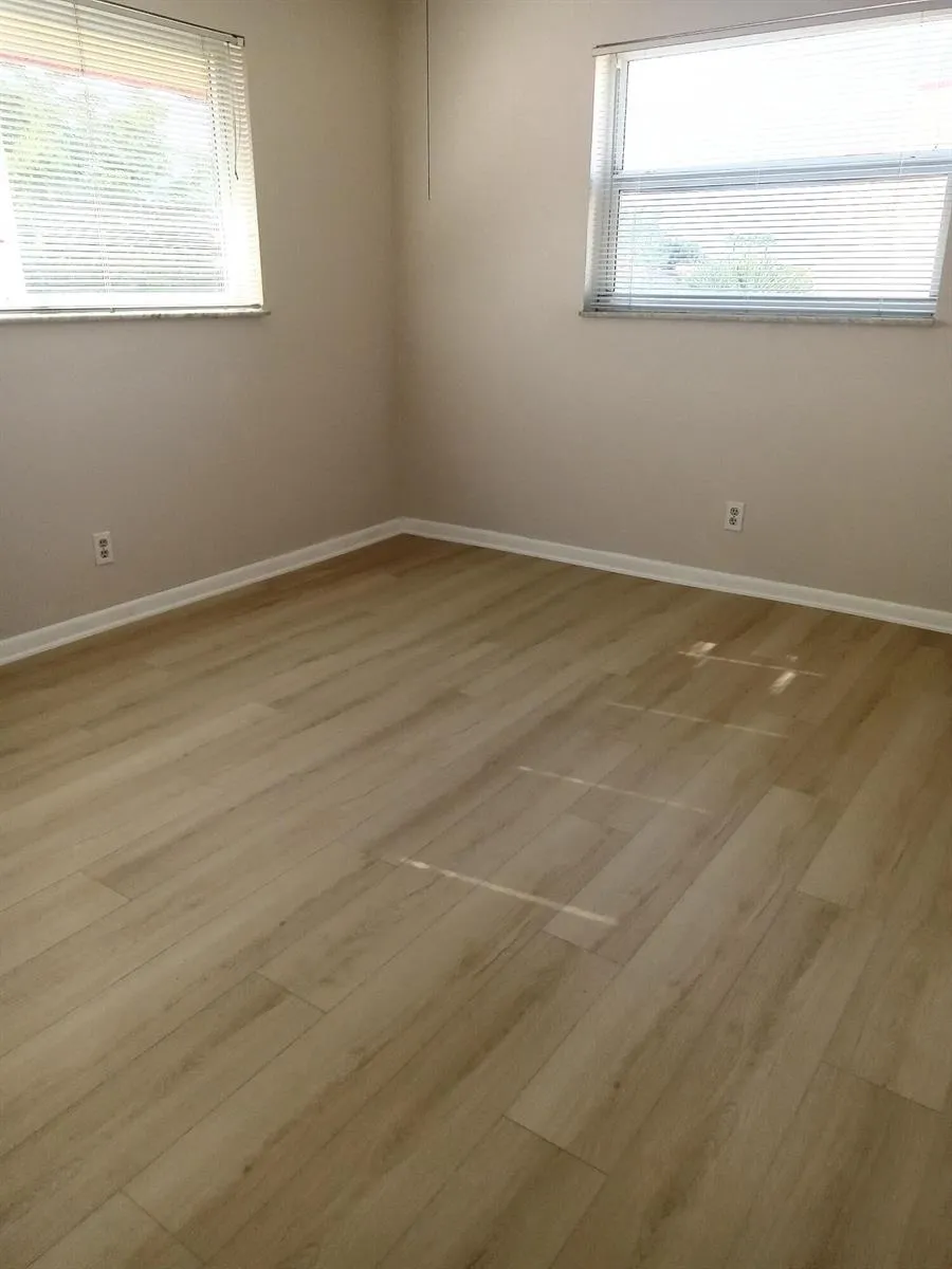1030 Country Club Drive #401 Margate, FL 33063