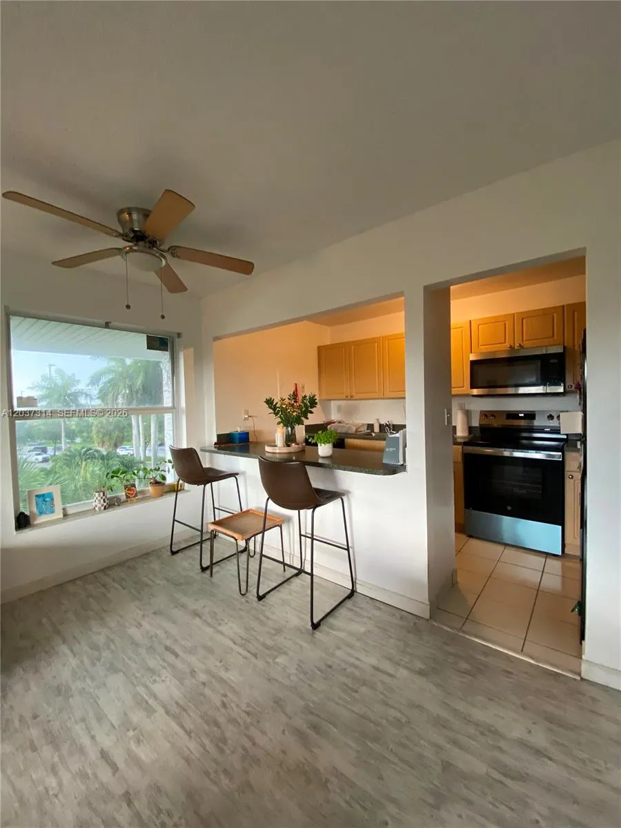 605 S Pine Island Rd #404A Plantation, FL 33324