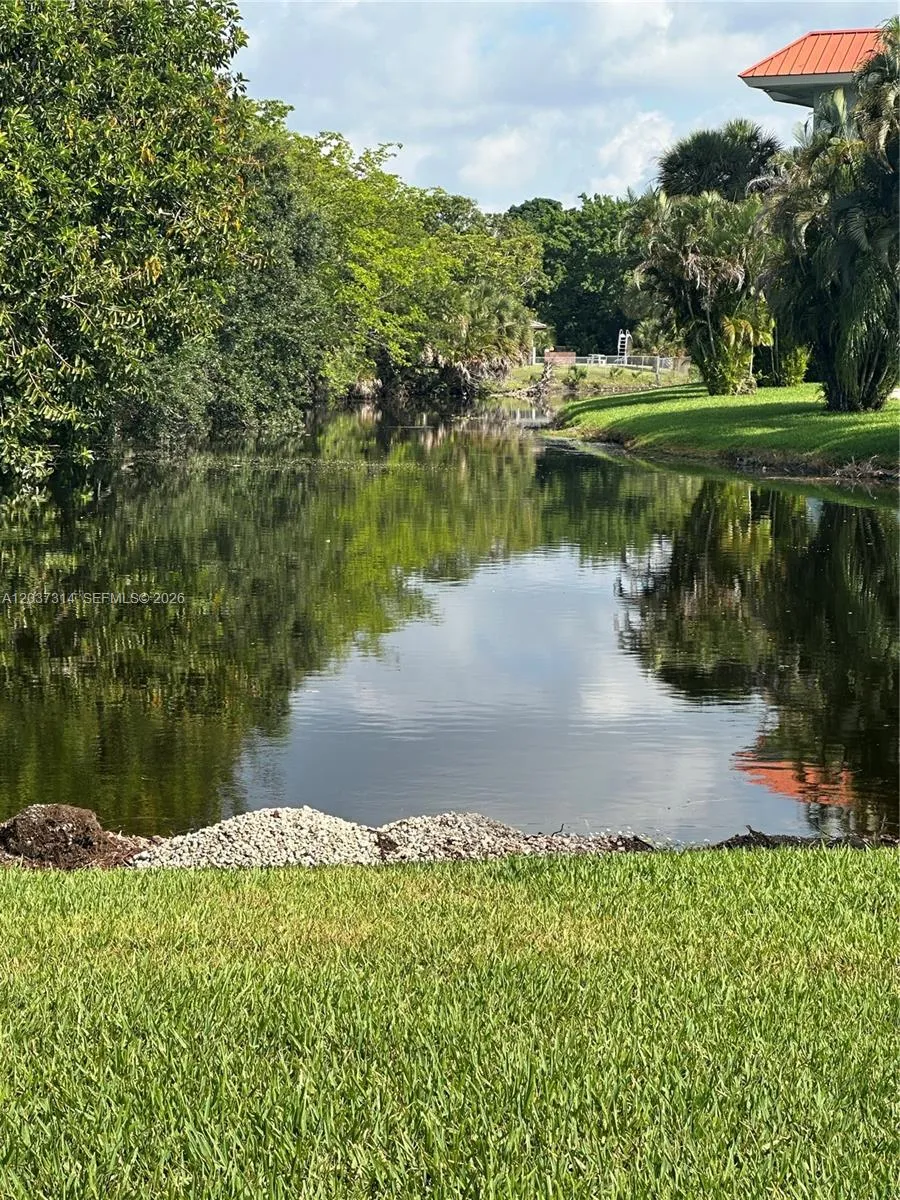 605 S Pine Island Rd #404A Plantation, FL 33324