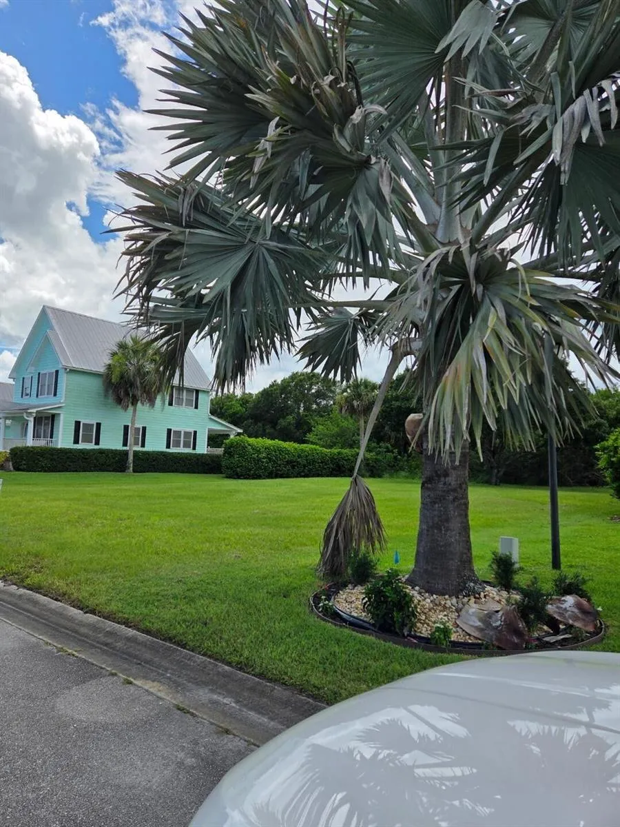 6385 Tropical Way Vero Beach, FL 32967
