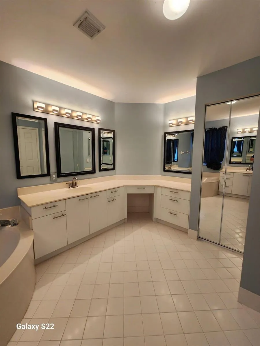 15729 NW Tenth Street NW Pembroke Pines, FL 33028