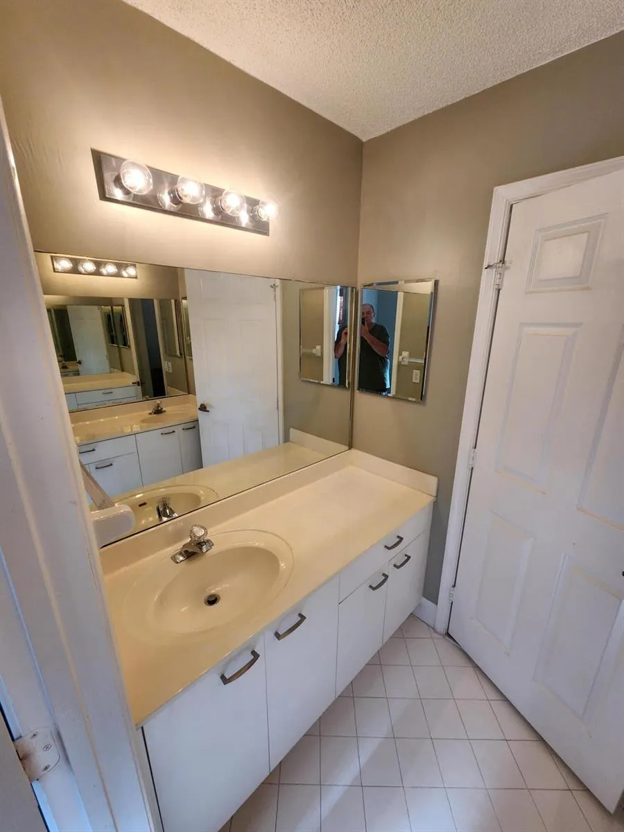 15729 NW Tenth Street NW Pembroke Pines, FL 33028