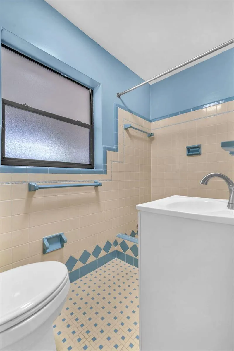 601 NW 29th Street Wilton Manors, FL 33311