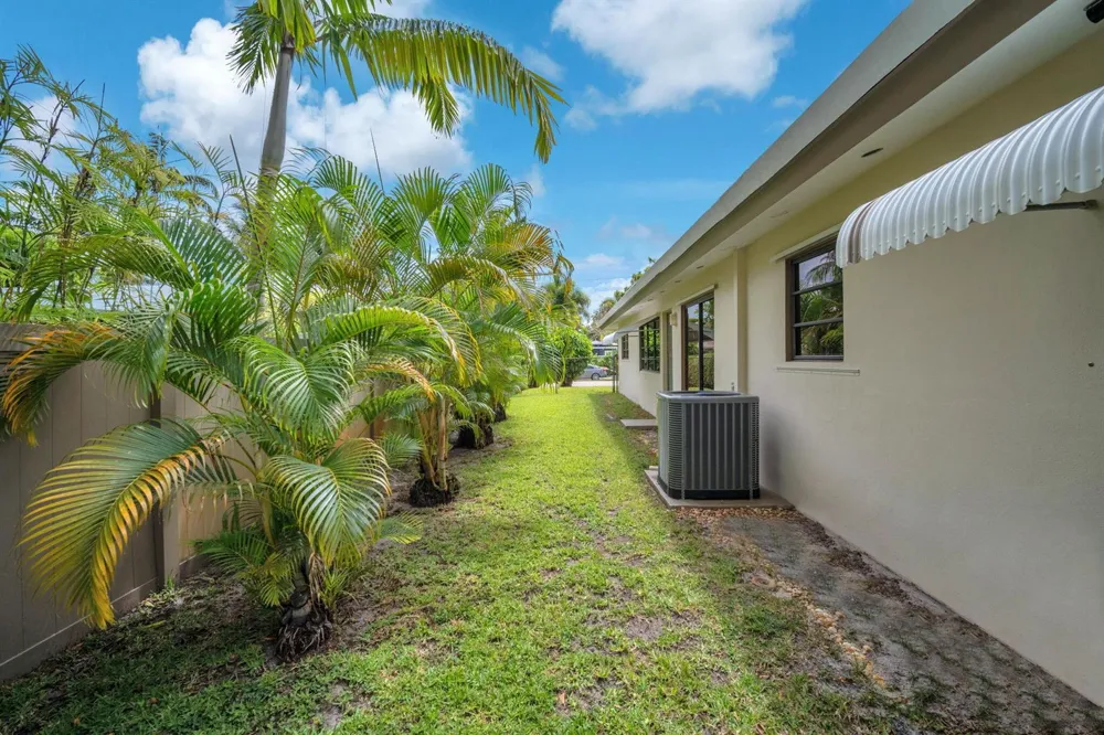 601 NW 29th Street Wilton Manors, FL 33311