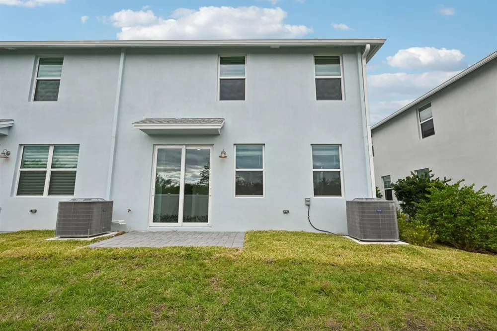 568 Salisbury Circle Fort Pierce, FL 34982