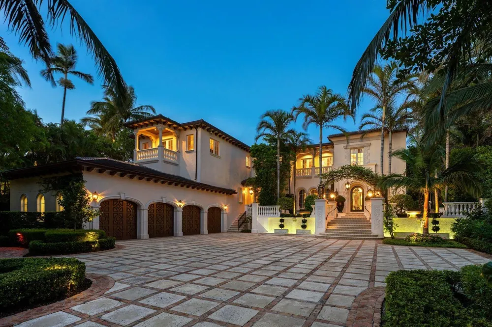 1131 Hillsboro Mile Hillsboro Beach, FL 33062