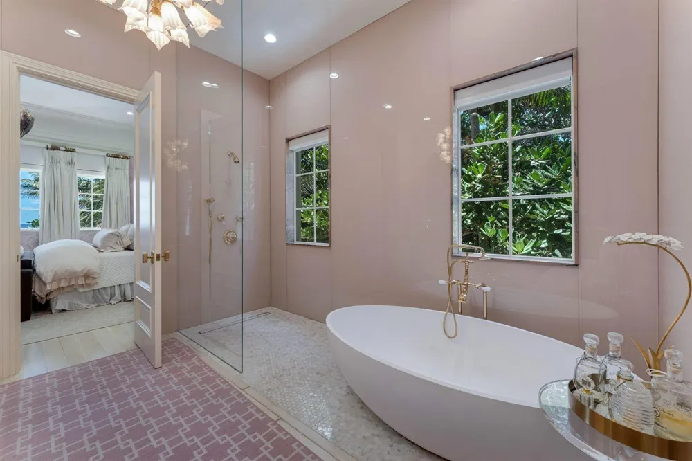 1131 Hillsboro Mile Hillsboro Beach, FL 33062