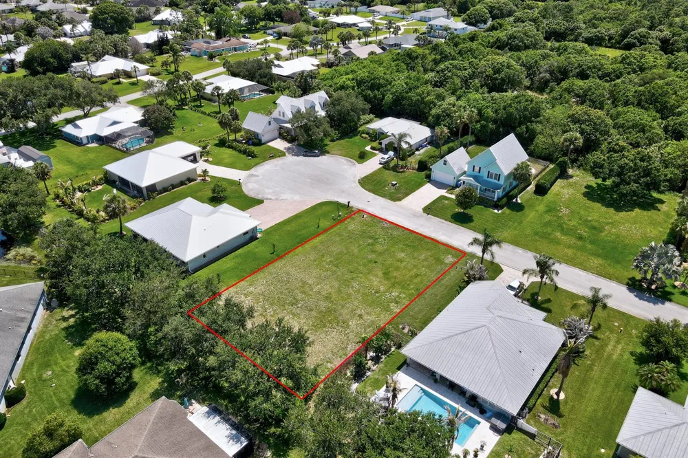 6370 Tropical Way Vero Beach, FL 32967