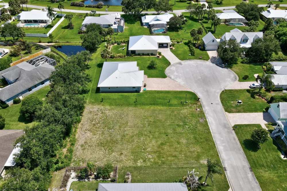 6370 Tropical Way Vero Beach, FL 32967