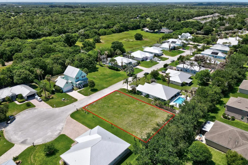 6370 Tropical Way Vero Beach, FL 32967