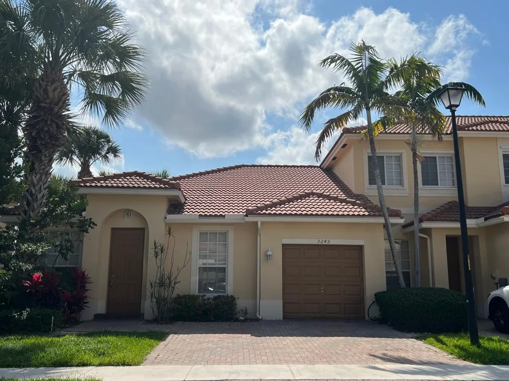 3245 NW 31st Terrace Oakland Park, FL 33309
