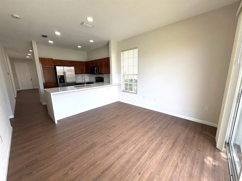 3245 NW 31st Terrace Oakland Park, FL 33309