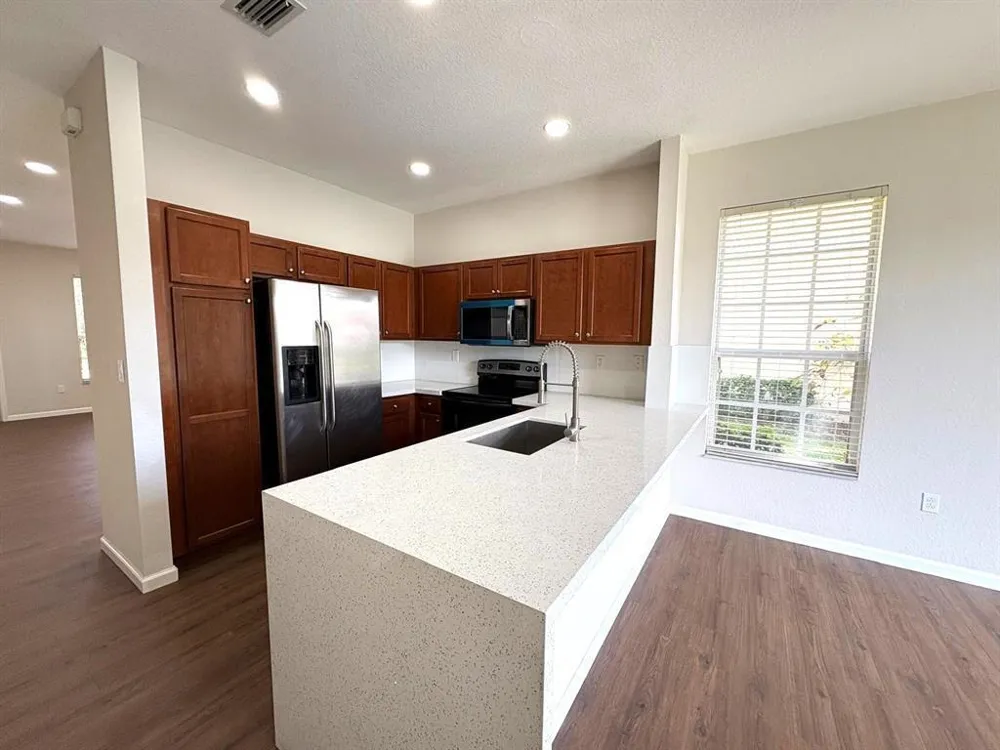 3245 NW 31st Terrace Oakland Park, FL 33309