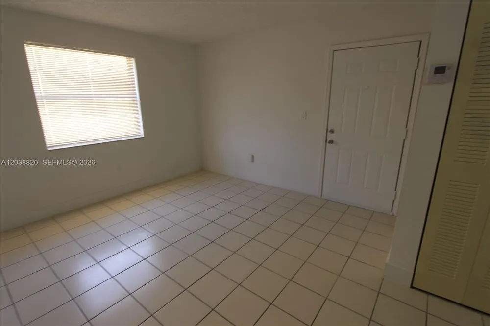 650 NW 114th Ave #202 Sweetwater, FL 33172