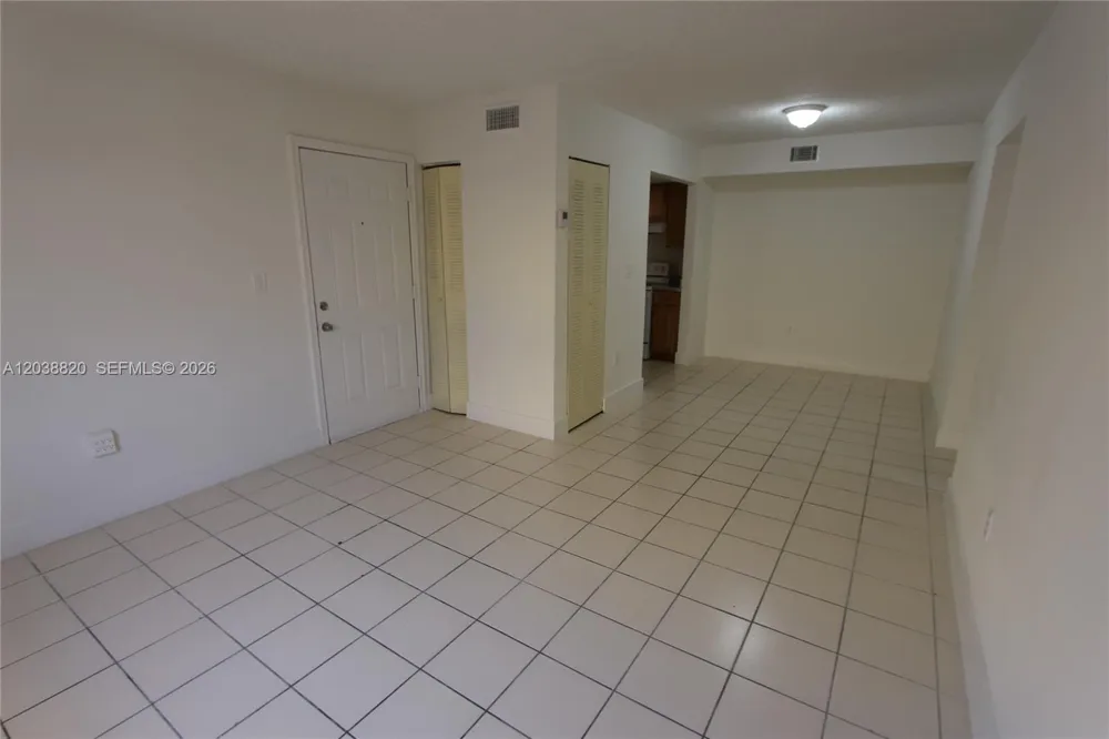 650 NW 114th Ave #202 Sweetwater, FL 33172
