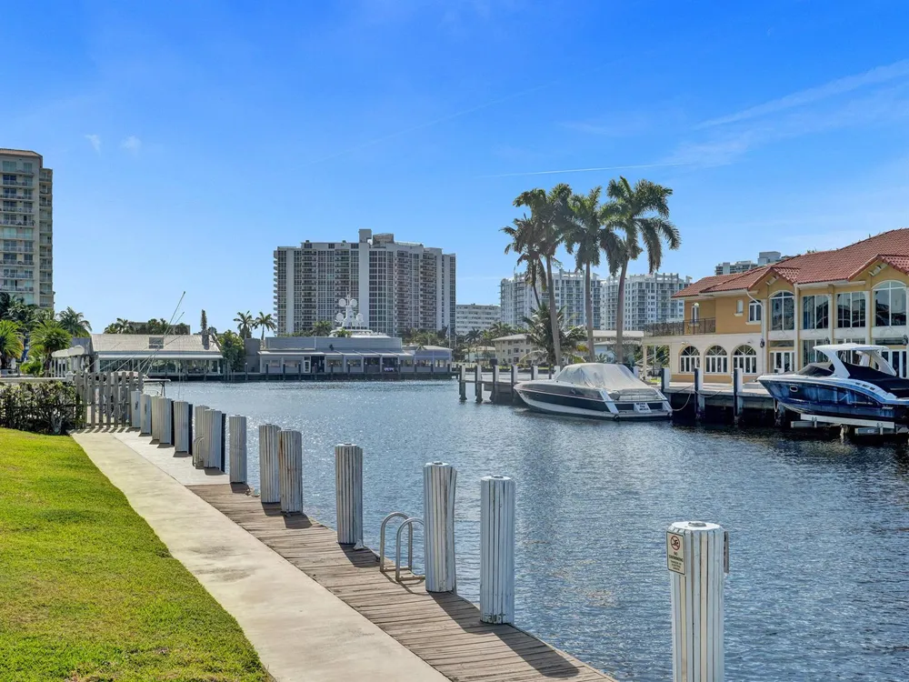 2866 NE 30th Street #3 Fort Lauderdale, FL 33306