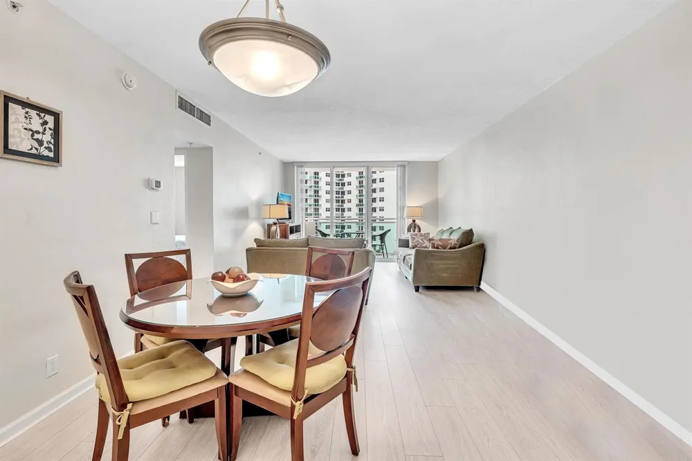 3000 S Ocean Drive #714 Hollywood, FL 33019