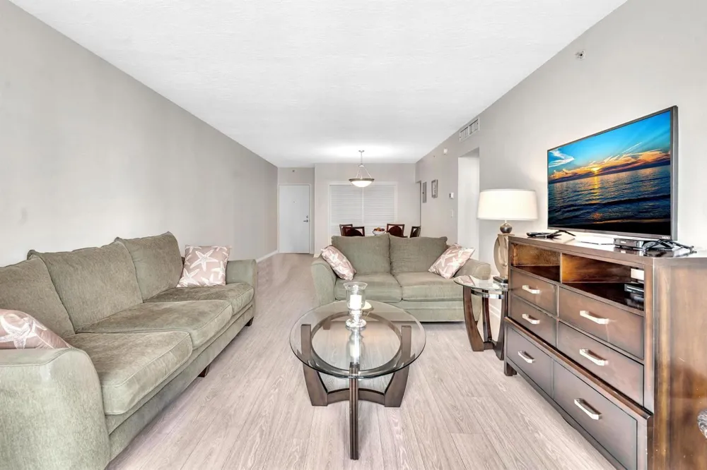 3000 S Ocean Drive #714 Hollywood, FL 33019