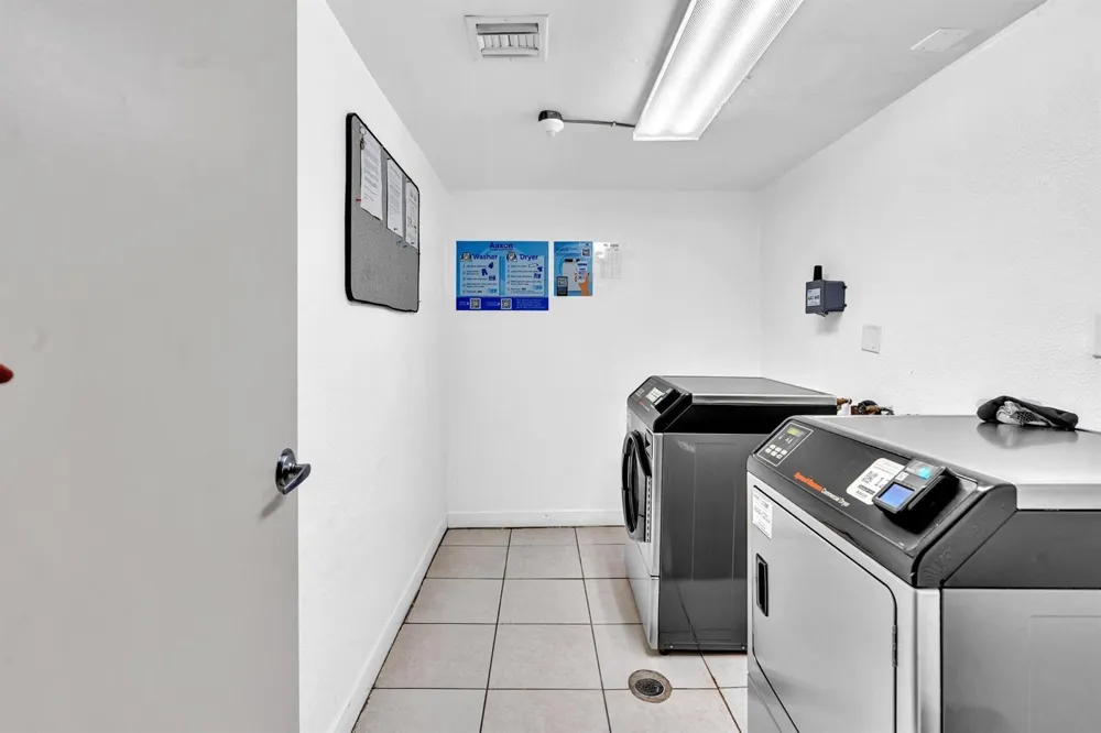 3000 S Ocean Drive #714 Hollywood, FL 33019