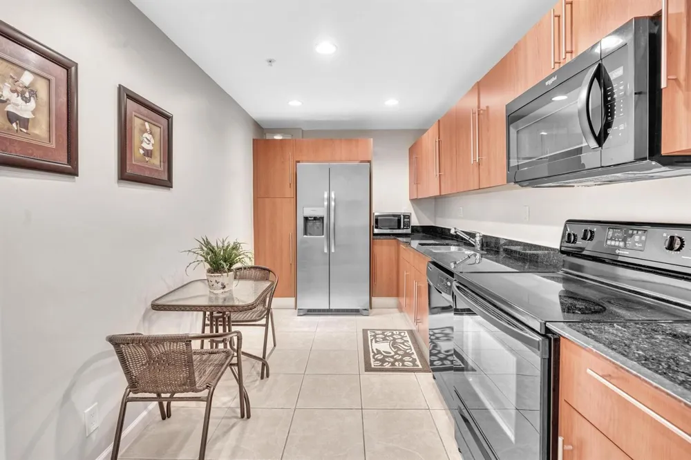 3000 S Ocean Drive #714 Hollywood, FL 33019