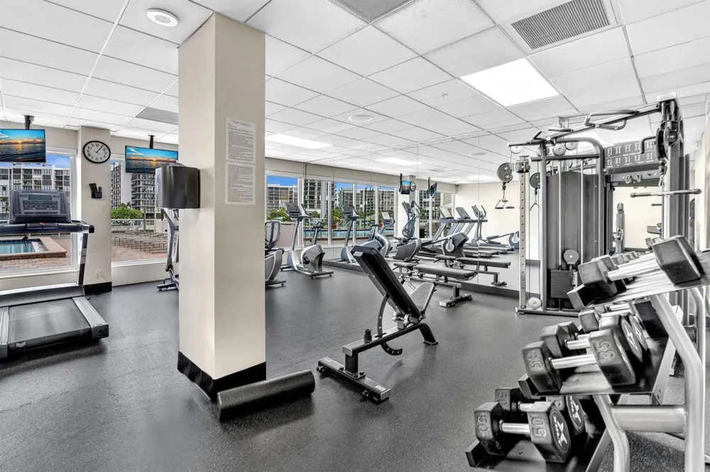 3000 S Ocean Drive #714 Hollywood, FL 33019