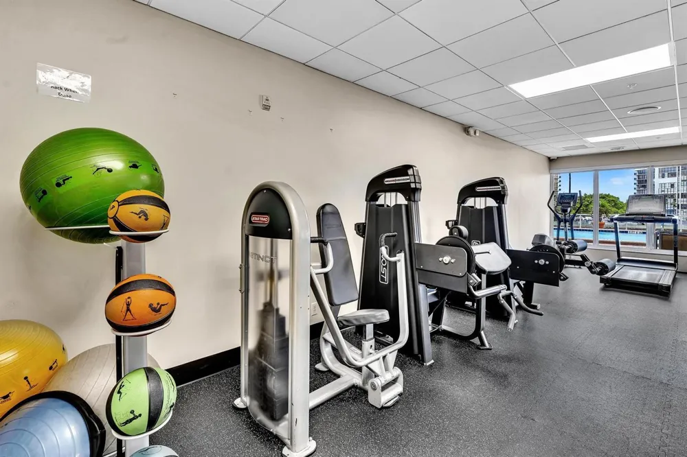 3000 S Ocean Drive #714 Hollywood, FL 33019