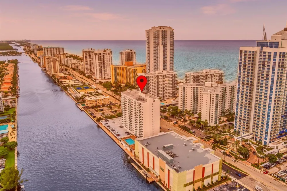 3000 S Ocean Drive #714 Hollywood, FL 33019