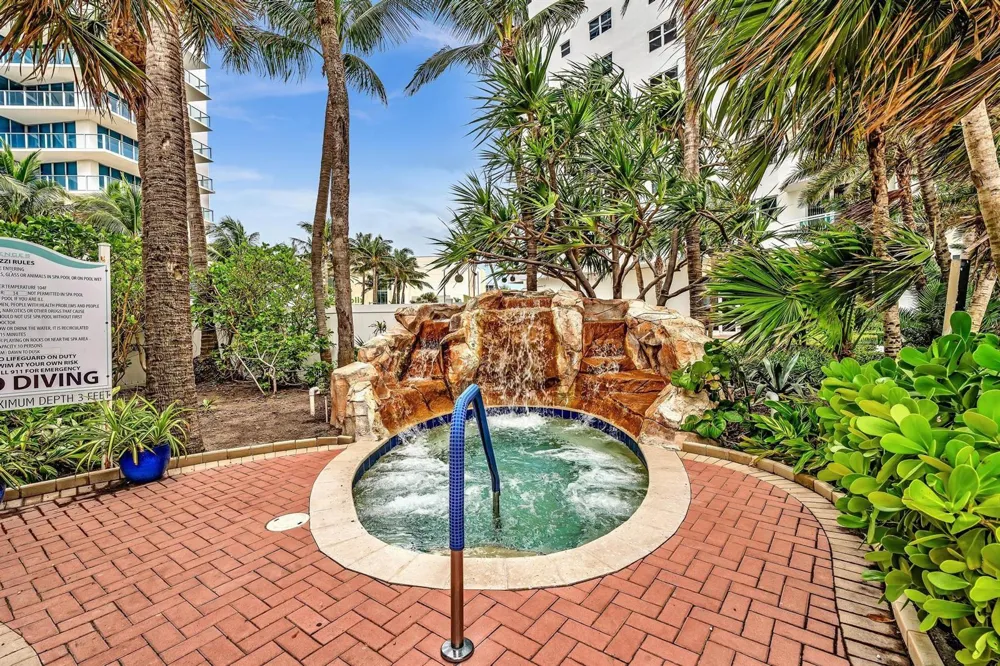 3000 S Ocean Drive #714 Hollywood, FL 33019