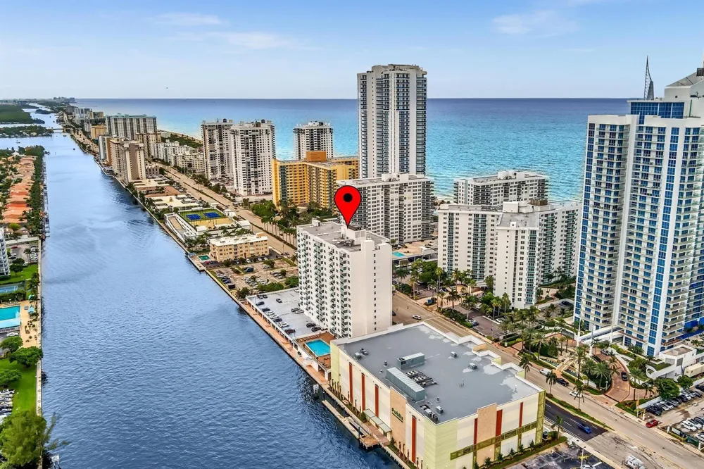 3000 S Ocean Drive #714 Hollywood, FL 33019