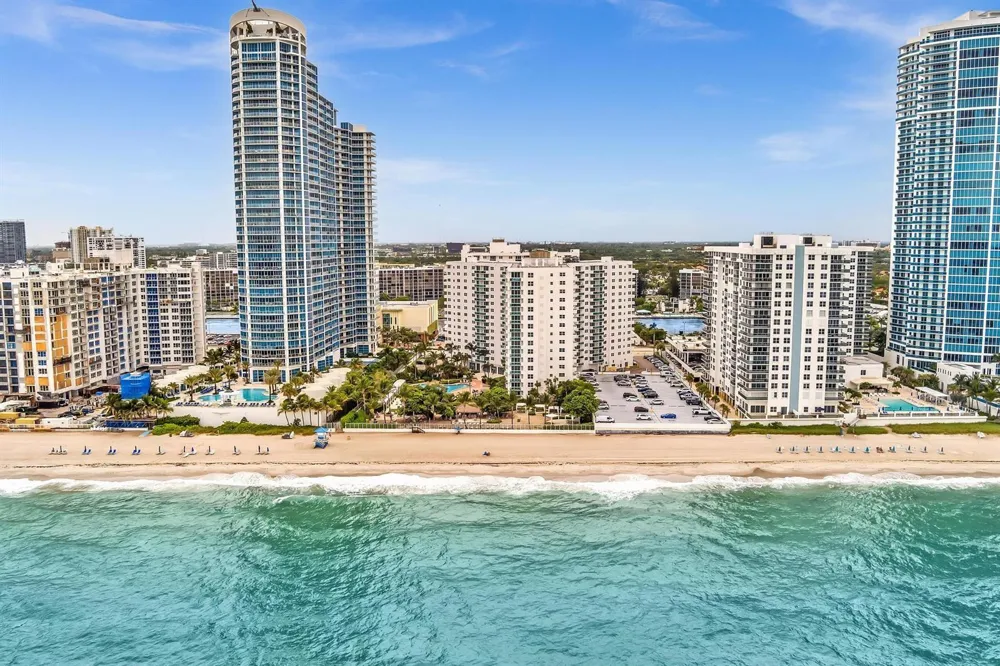3000 S Ocean Drive #714 Hollywood, FL 33019