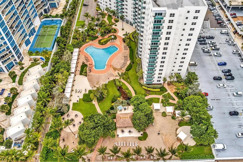 3000 S Ocean Drive #714 Hollywood, FL 33019