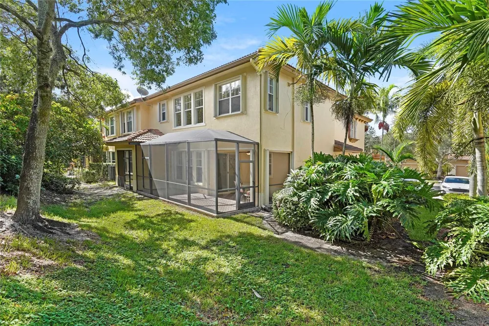 5715 NW 119th Terrace Coral Springs, FL 33076