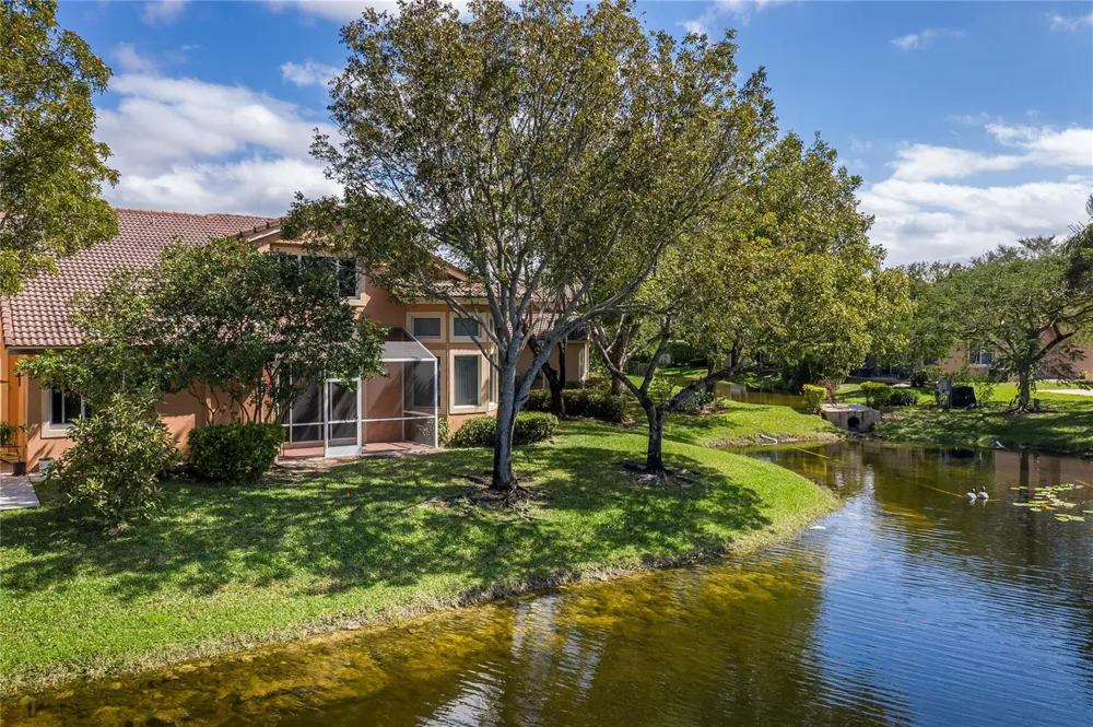 5704 NW 127th Terrace Coral Springs, FL 33076