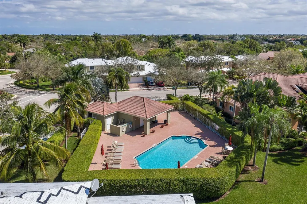 5704 NW 127th Terrace Coral Springs, FL 33076