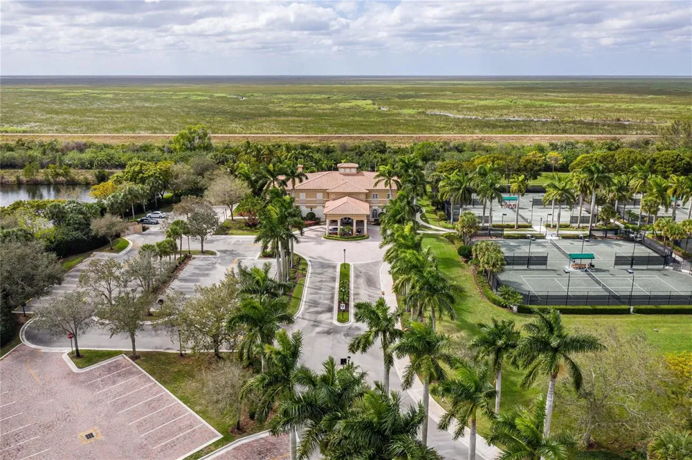 5704 NW 127th Terrace Coral Springs, FL 33076