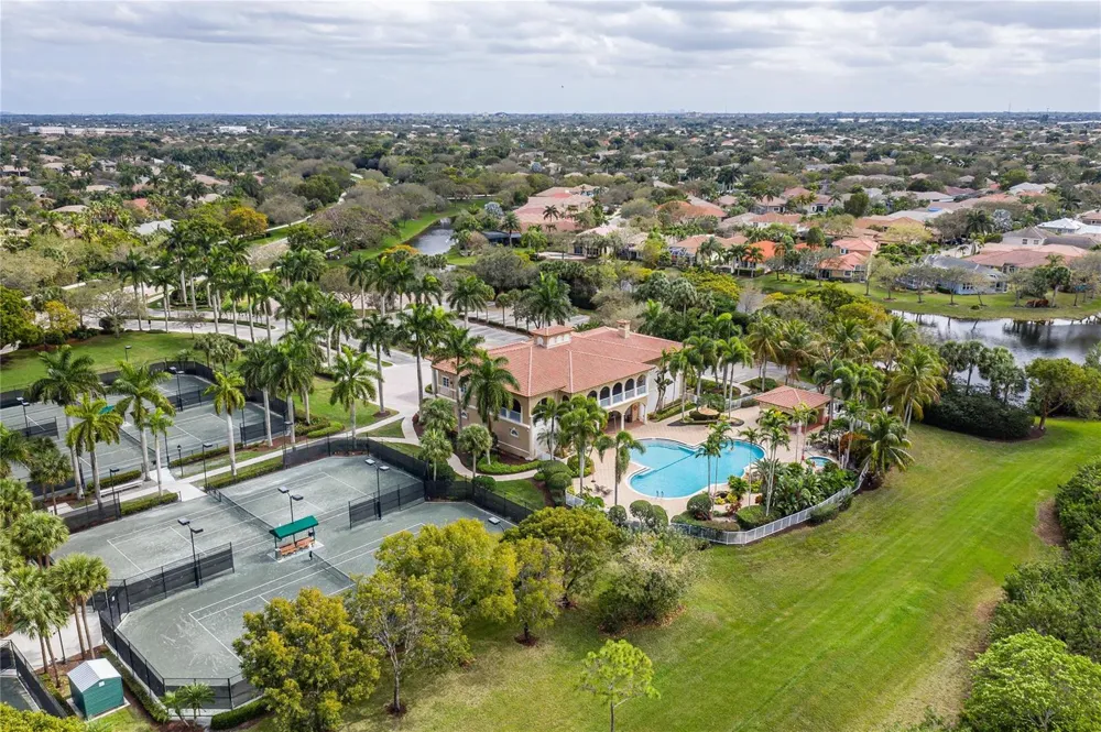 5704 NW 127th Terrace Coral Springs, FL 33076