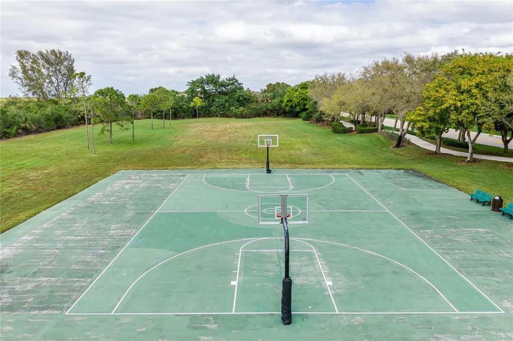 5704 NW 127th Terrace Coral Springs, FL 33076