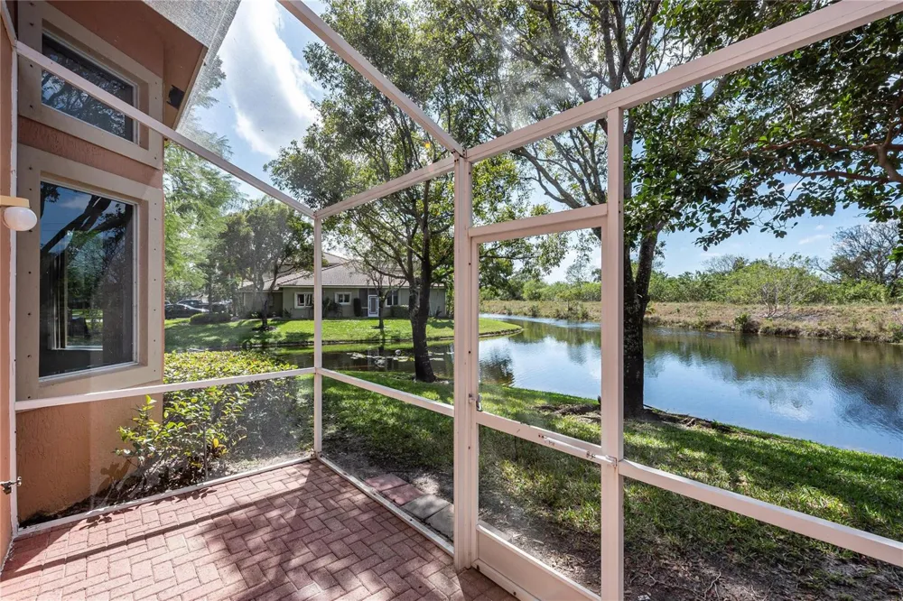 5704 NW 127th Terrace Coral Springs, FL 33076
