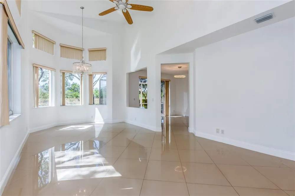 5704 NW 127th Terrace Coral Springs, FL 33076