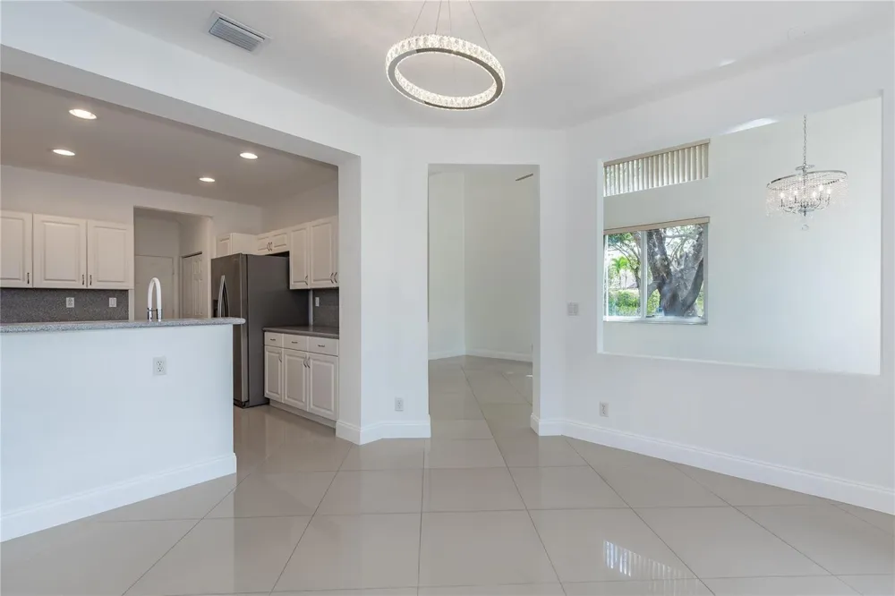 5704 NW 127th Terrace Coral Springs, FL 33076