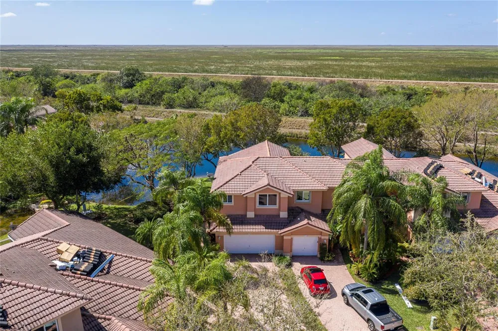 5704 NW 127th Terrace Coral Springs, FL 33076
