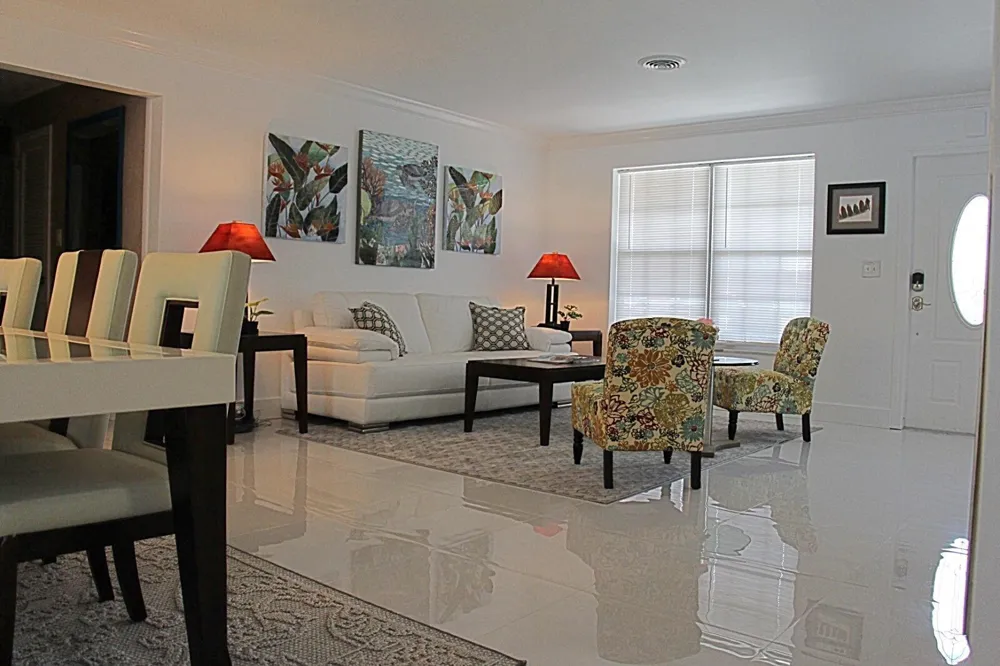 2077 Carambola Road West Palm Beach, FL 33406