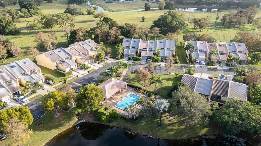 1989 Canterbury Circle Wellington, FL 33414