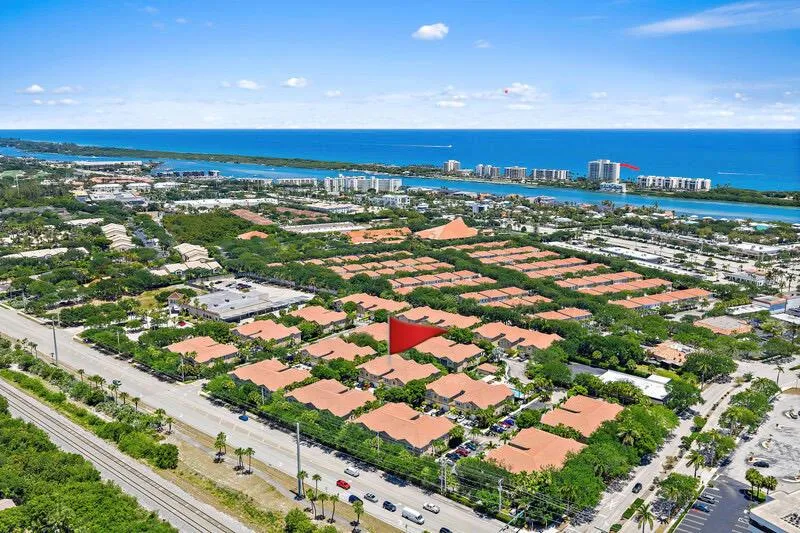 114 Lighthouse Circle #Unit C Tequesta, FL 33469