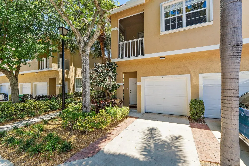 114 Lighthouse Circle #Unit C Tequesta, FL 33469