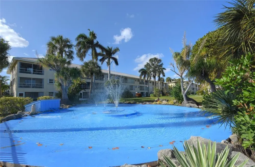 1951 NE 39th Street #127 Lighthouse Point, FL 33064