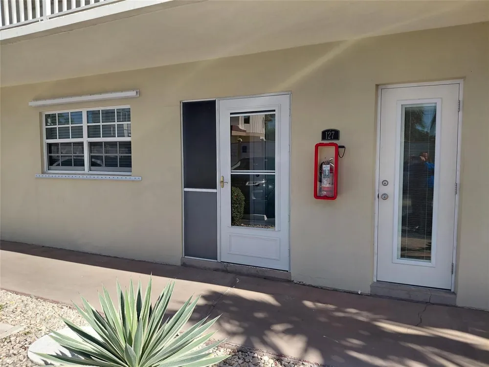 1951 NE 39th Street #127 Lighthouse Point, FL 33064