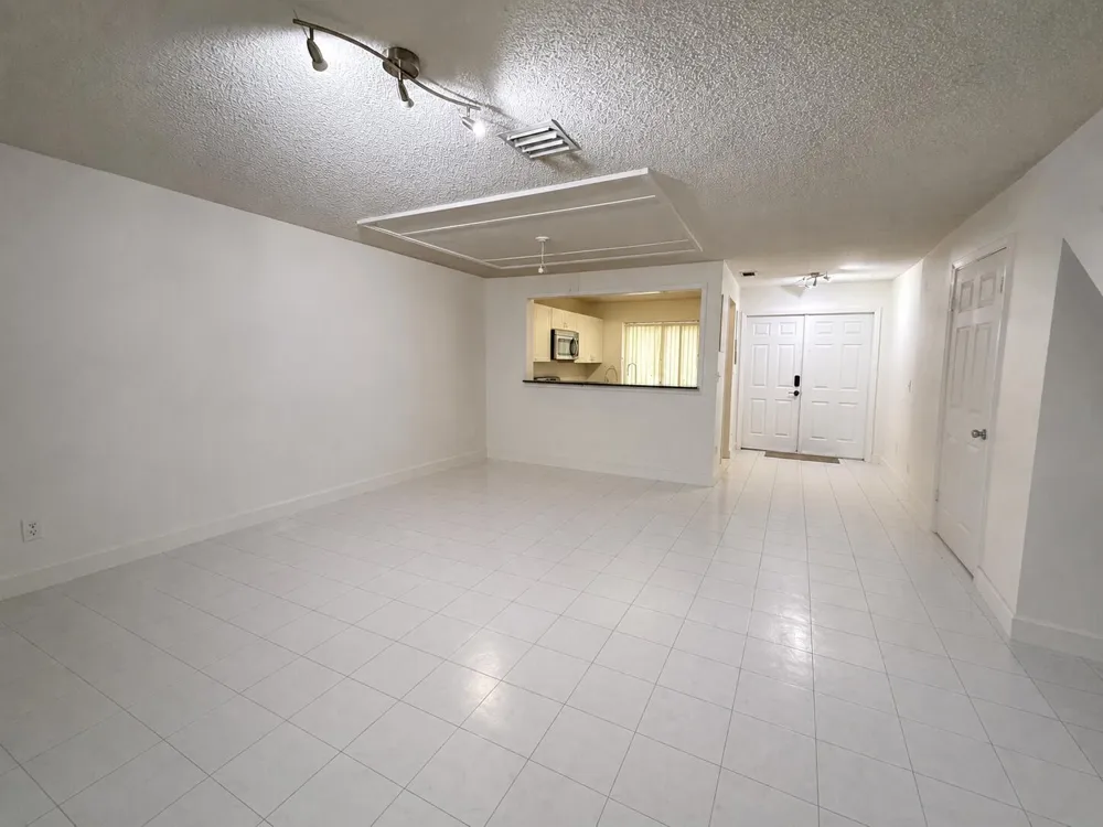 12272 NW 36th Place Sunrise, FL 33323