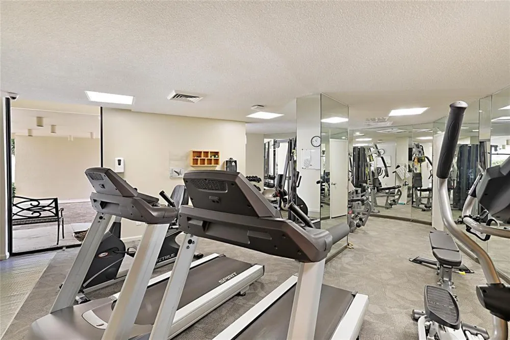 2800 Ocean Drive #B-9d Singer Island, FL 33404
