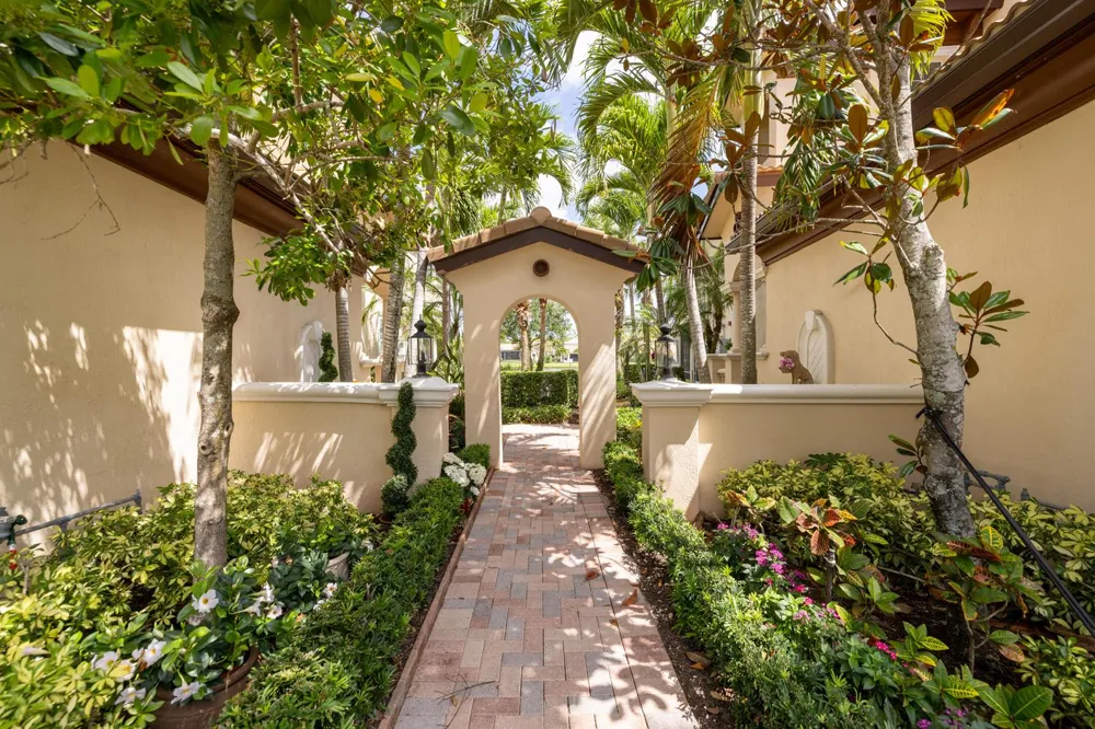 111 Tresana Boulevard #27 Jupiter, FL 33478